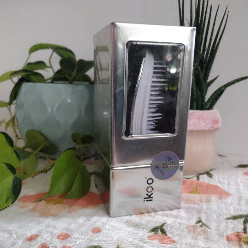 Silver Hair Brush